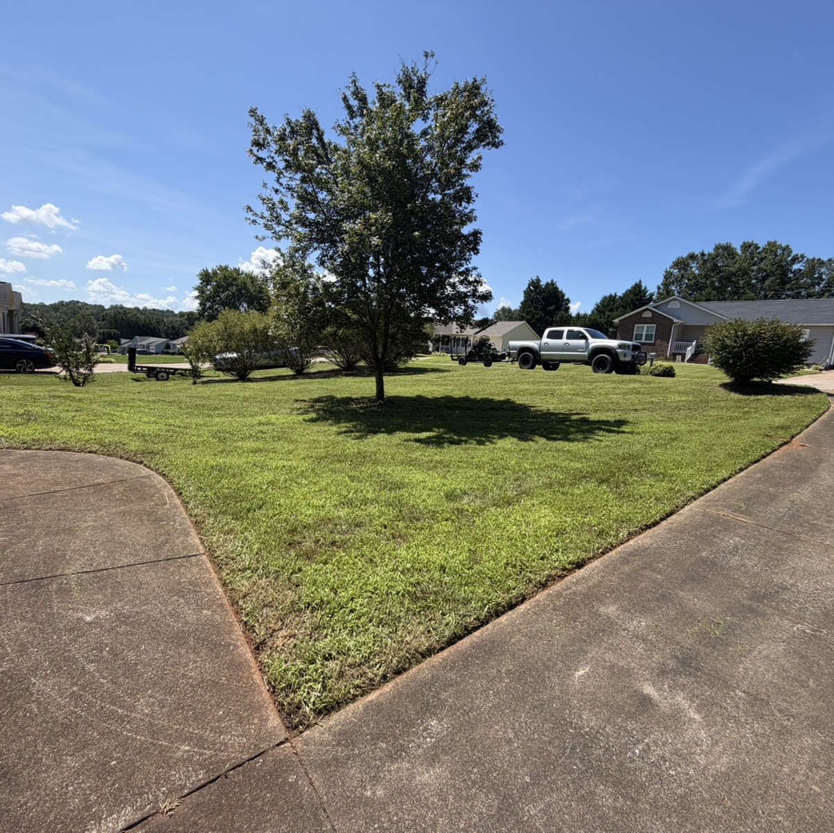 Showcase work by Lokutz Lawn Service